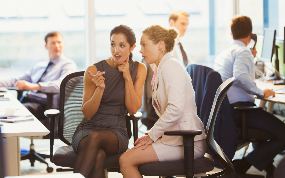 Kártékony-e a munkahelyi pletyka?